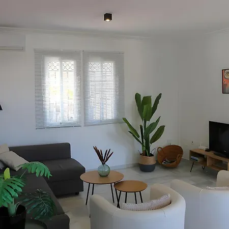 Villa 9 Pers In Burriana Nerja Exterior photo
