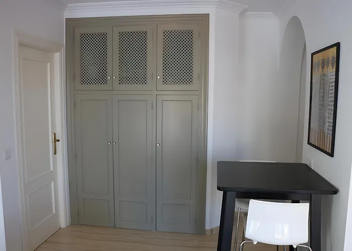 Villa 9 Pers In Burriana Nerja